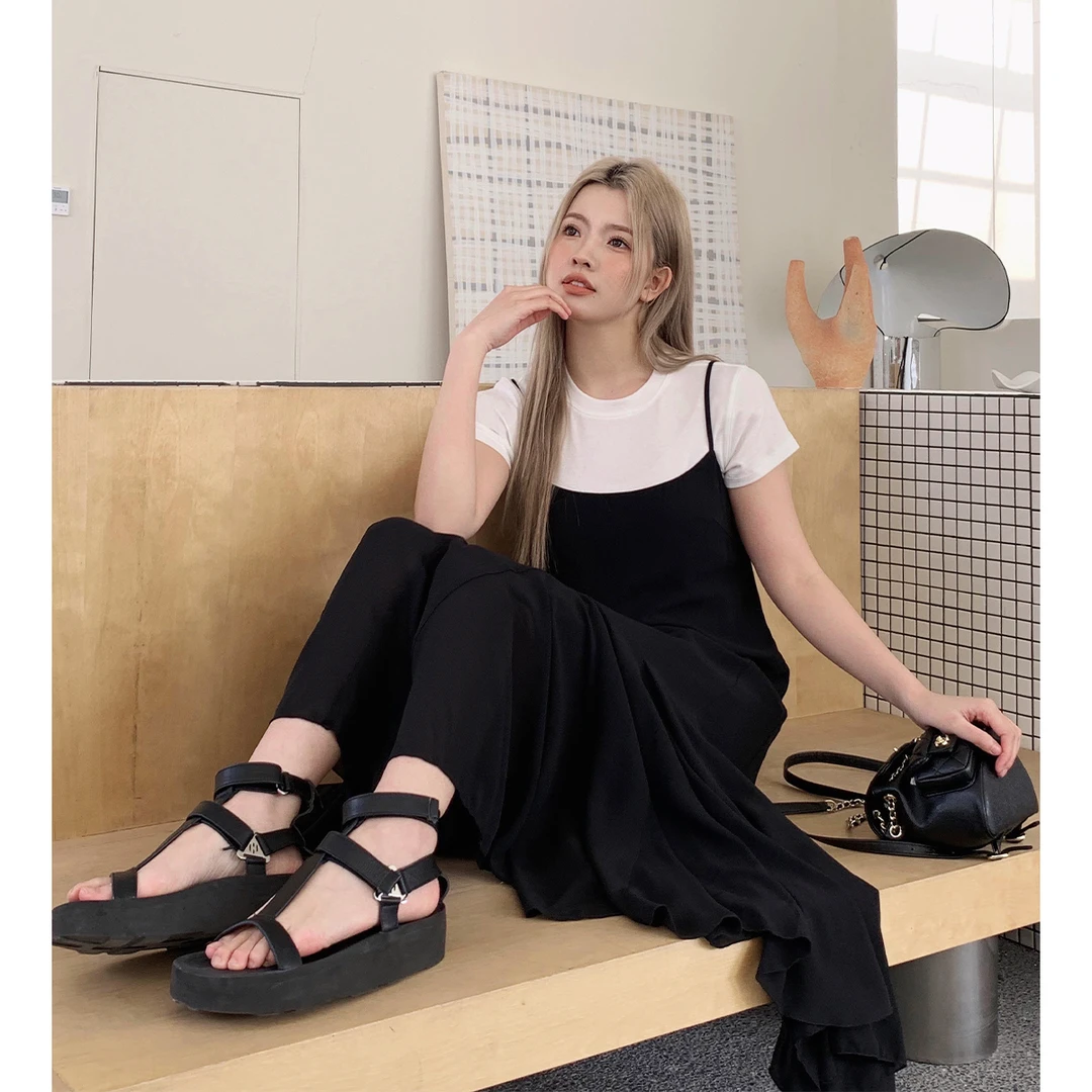 晶咕白标~长款百褶网纱气质吊带连衣裙女春季大码显瘦休闲鱼尾裙