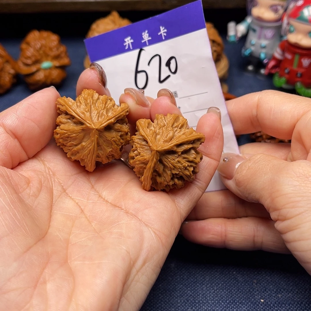 吊坠文玩核桃盘山三棱34