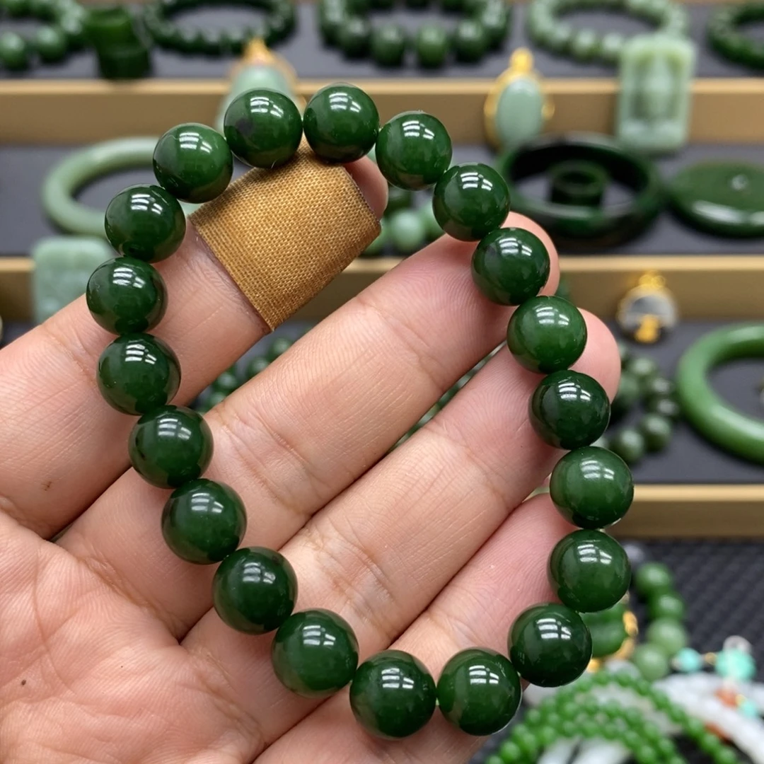 和田玉（碧玉）未镶嵌手链