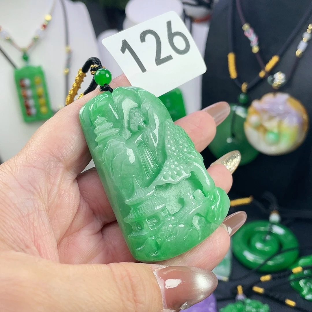 翡翠未镶嵌吊坠(赠链)