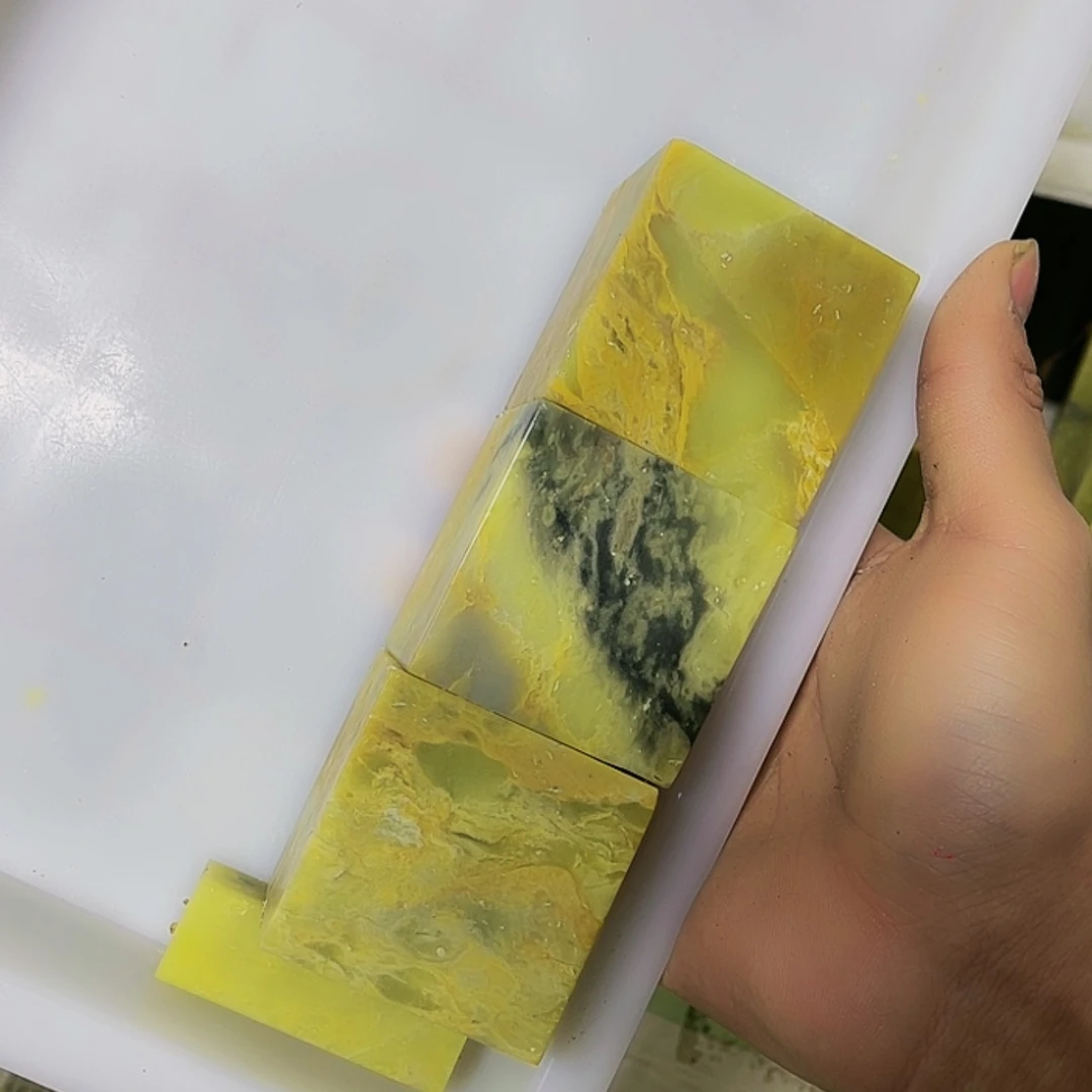 【闪购商品】青田石印石金***韵青田印石编号5