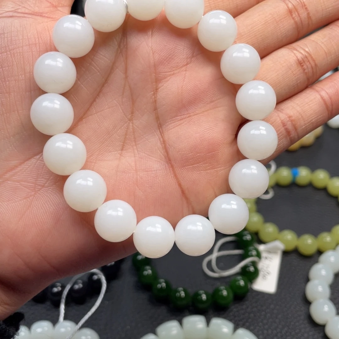 和田玉未镶嵌手链