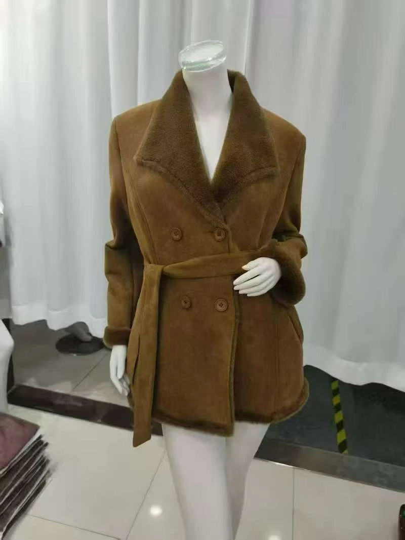 新款时尚女装外套女士百搭