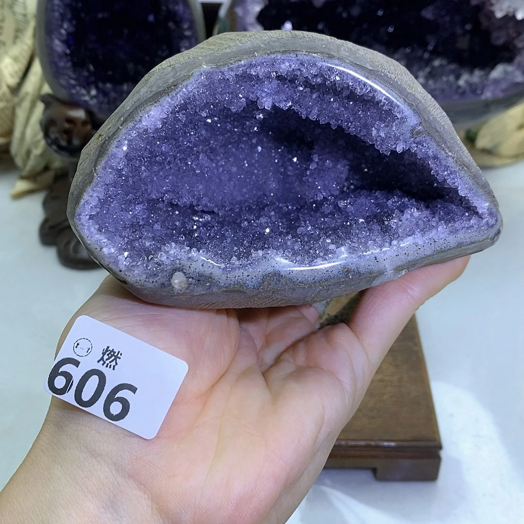 未镶嵌大型摆件（非配饰）紫晶