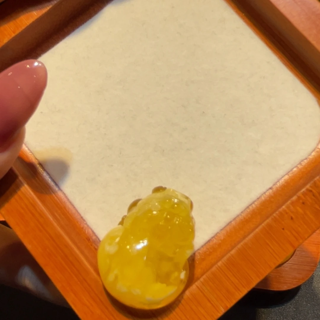 琥珀珠宝奇石未镶嵌汪*