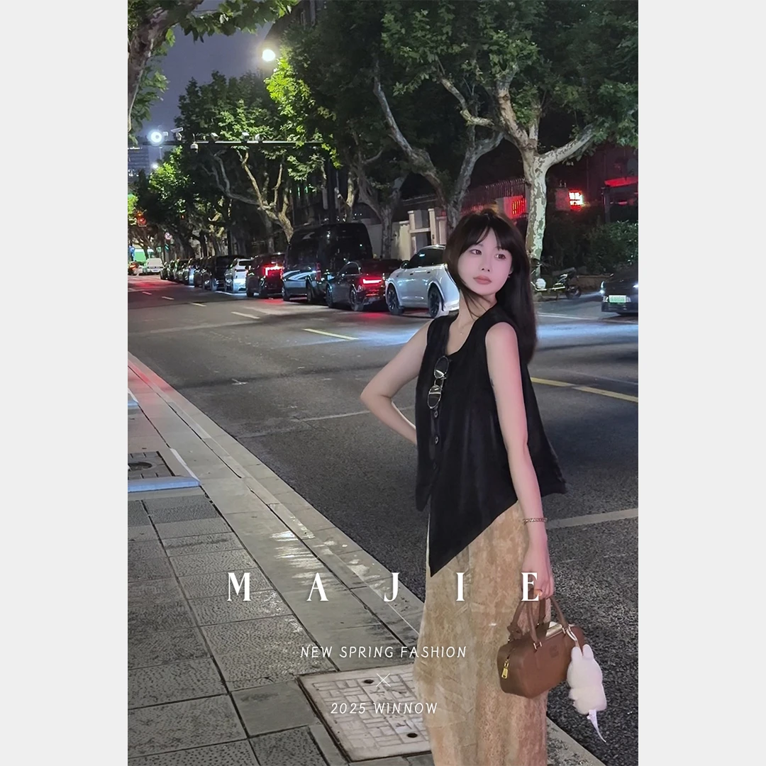 MYRA“揽月”不规则设计无袖单排扣马甲上衣XMSC025311