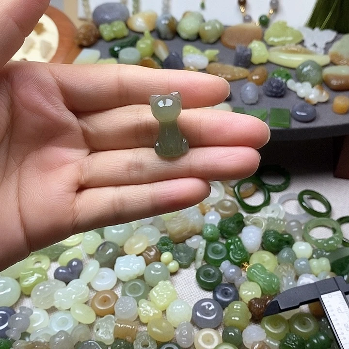 未镶嵌和田玉挂件肥****了