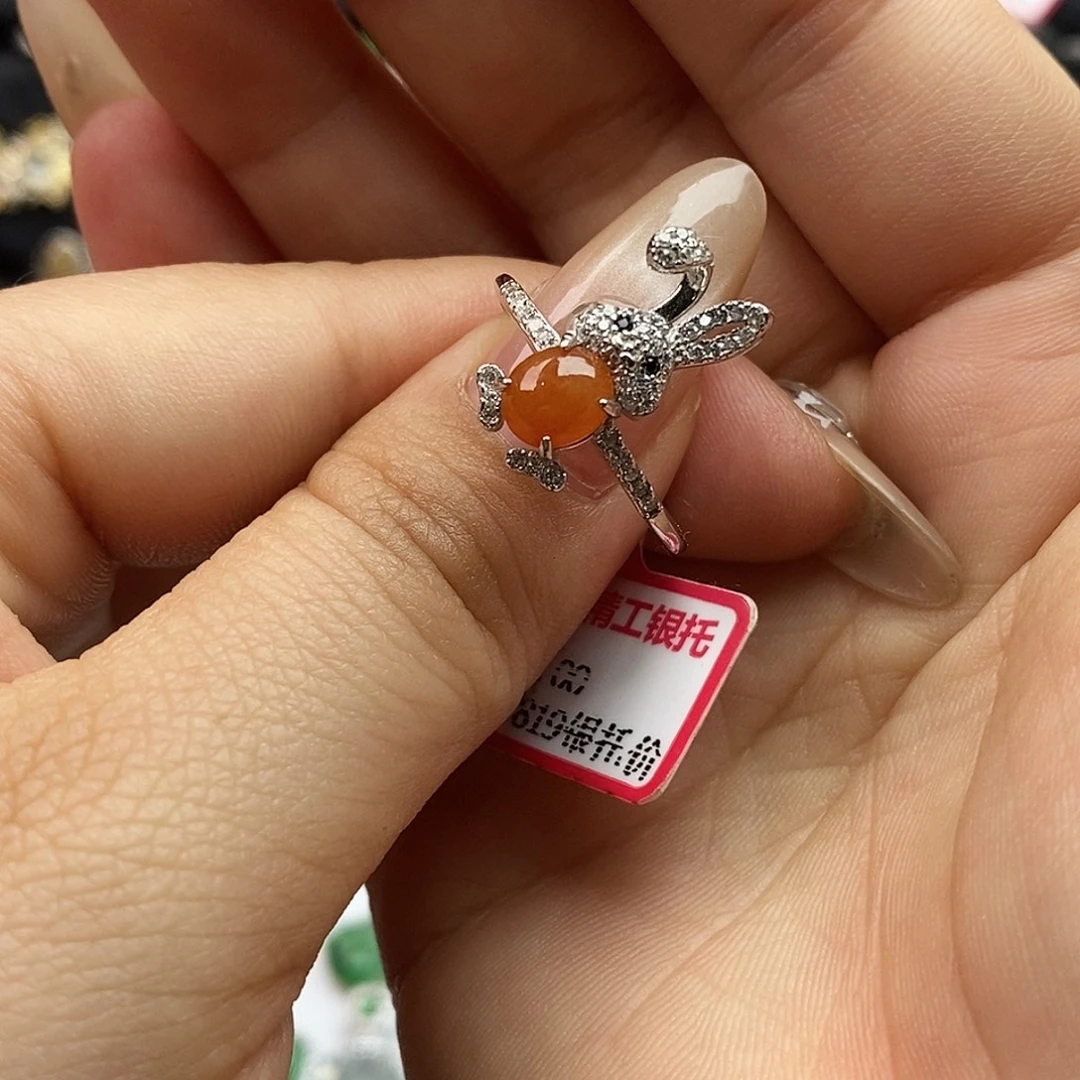 翡翠未镶嵌戒指翡翠