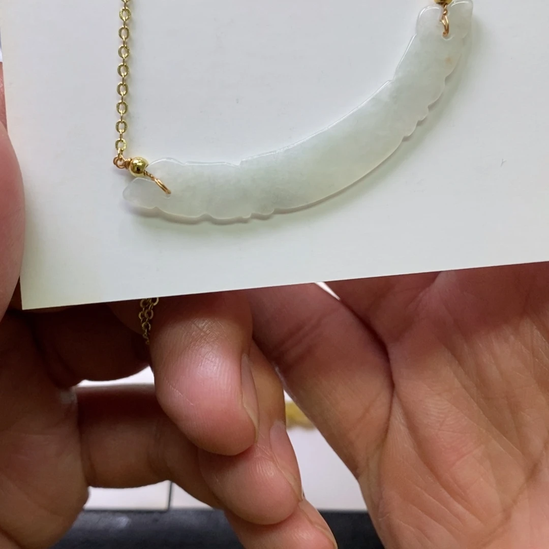 翡翠未镶嵌颈饰玉横