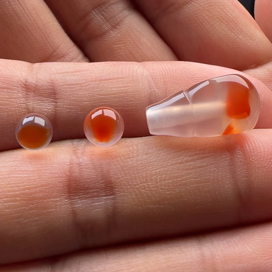 南红玛瑙三通9.0未镶嵌白*苏