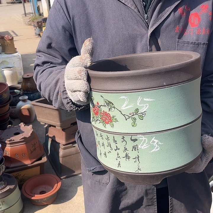 紫砂紫砂花盆和小