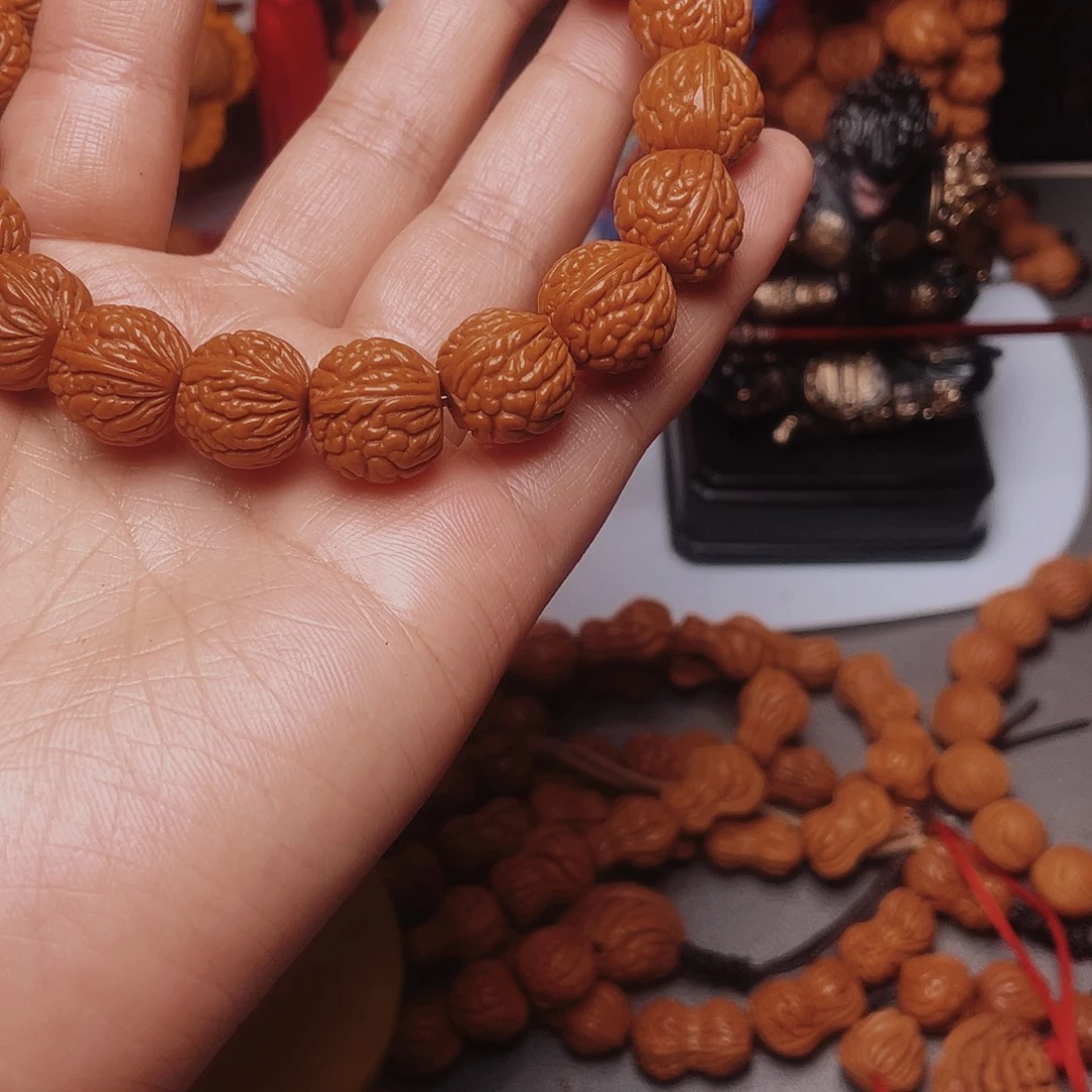 桃核吊坠龙纹桃枭