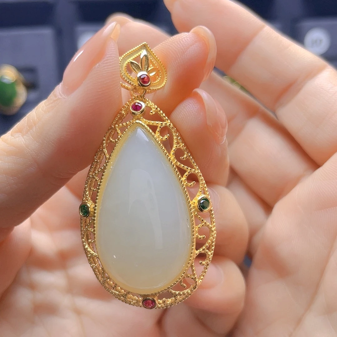 和田玉银S925镀金镶嵌颈饰