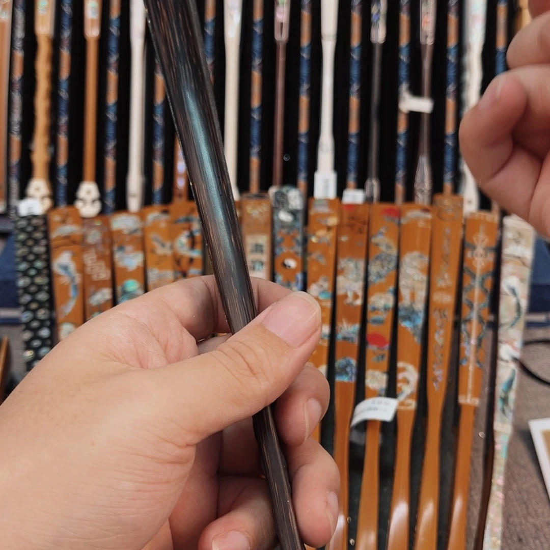 ****扇子纯手工制作工艺精湛