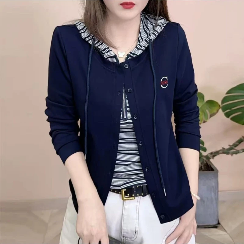 2025早秋新品时尚百搭修身显瘦假两件连帽卫衣女士长袖上衣8124