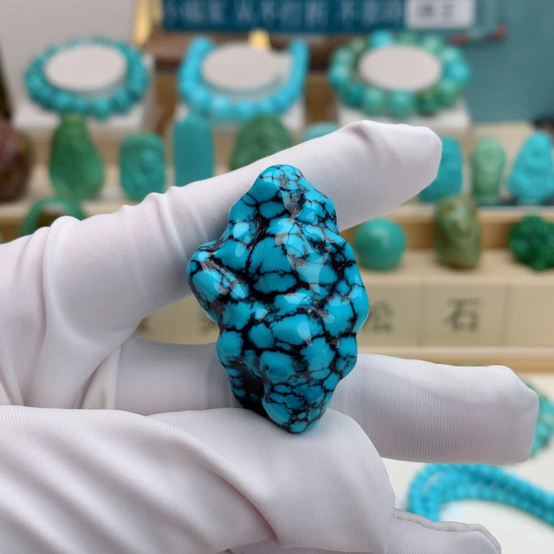 绿松石未镶嵌挂件