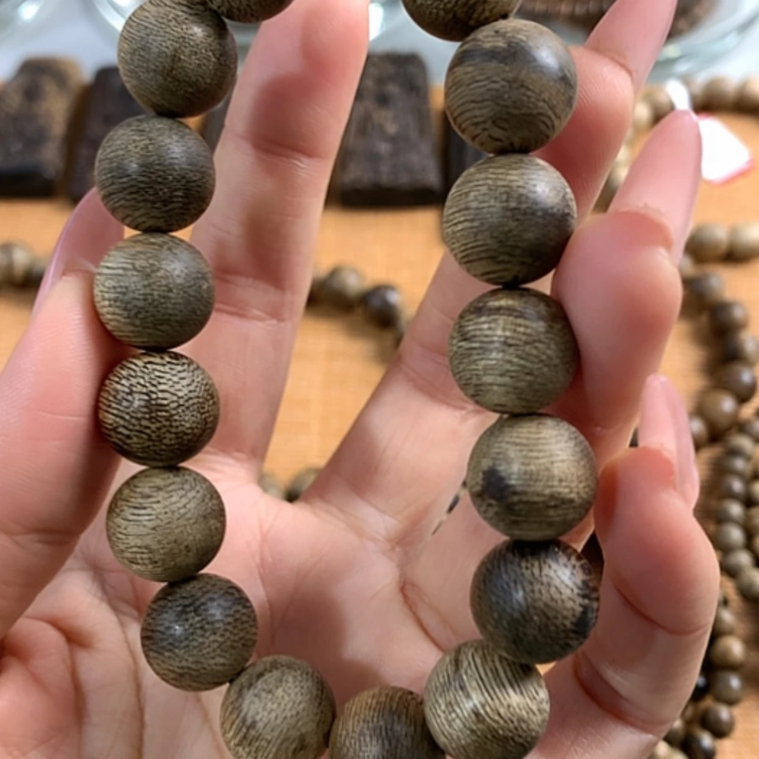 【闪购商品】沉香手串文莱黑棋软丝1.3，14克