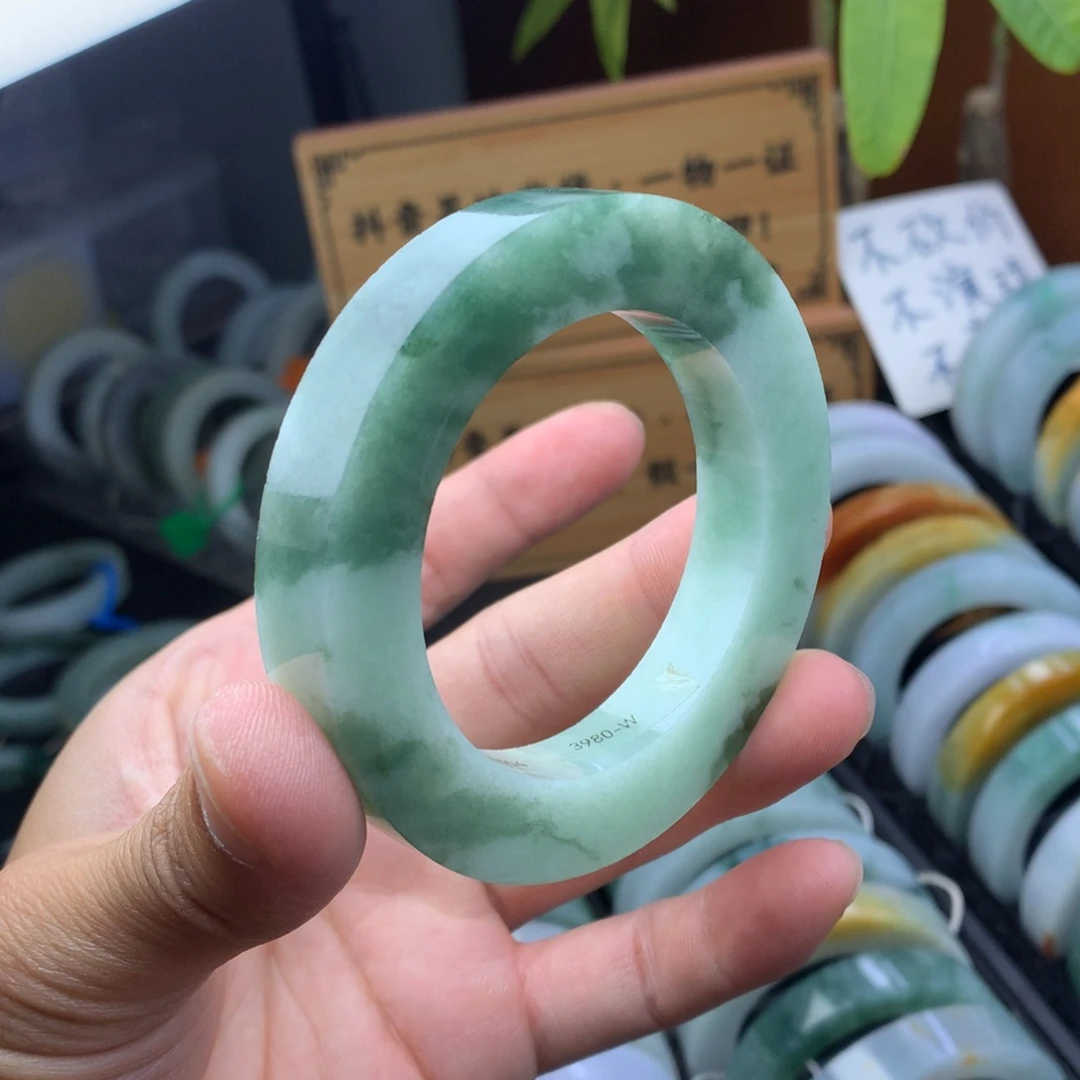 未镶嵌定制手镯定制翡翠定制手镯