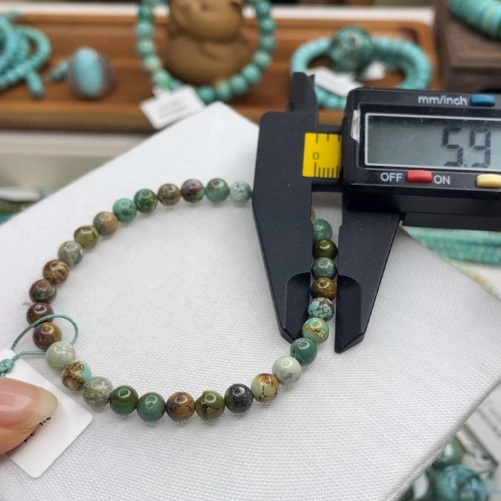 绿松石未镶嵌珠宝