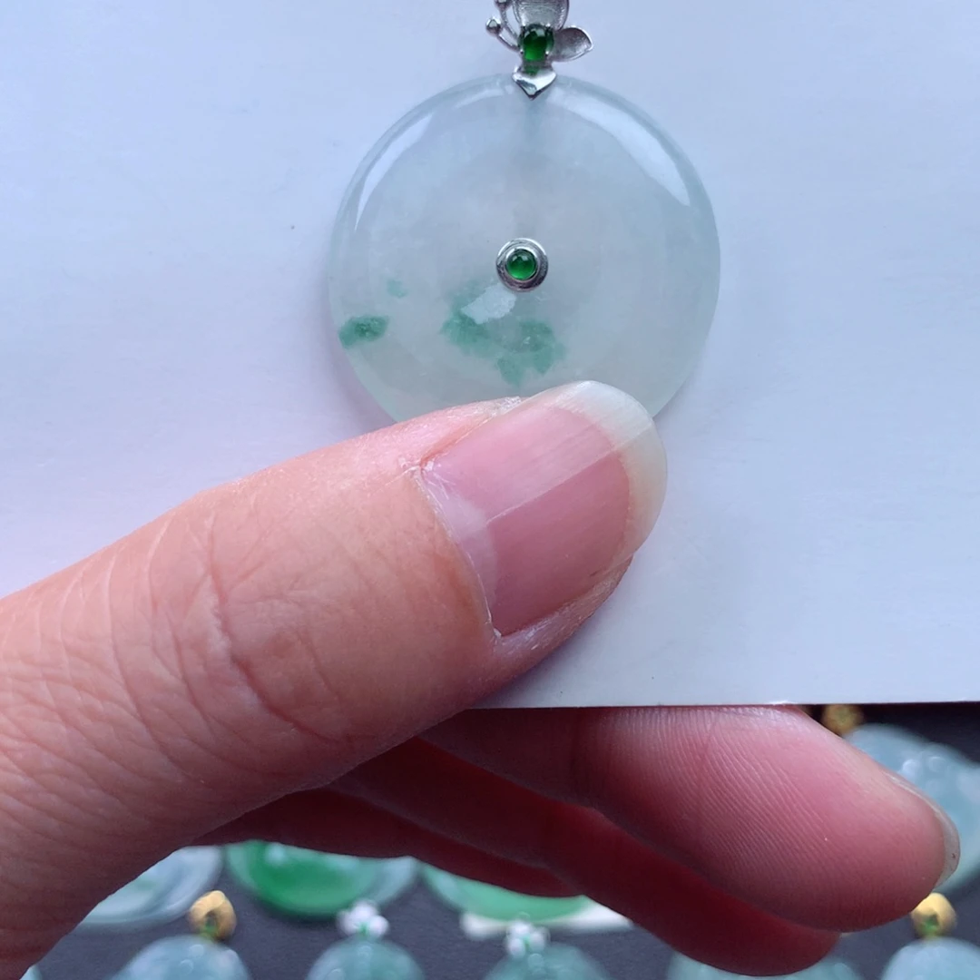 翡翠吊坠(不含链)18K金镶嵌