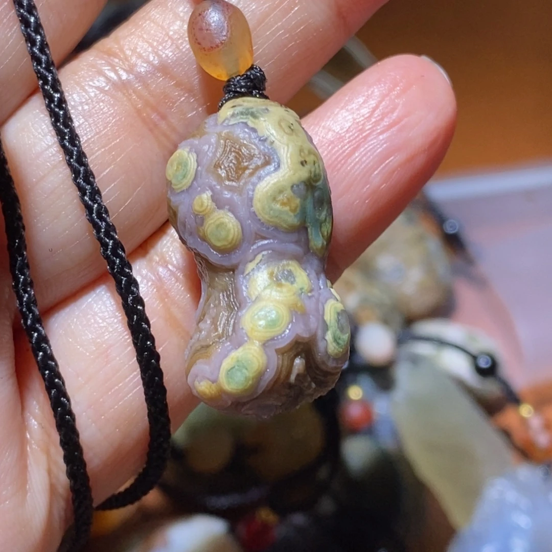 玛瑙/玉髓未镶嵌珠宝半成品