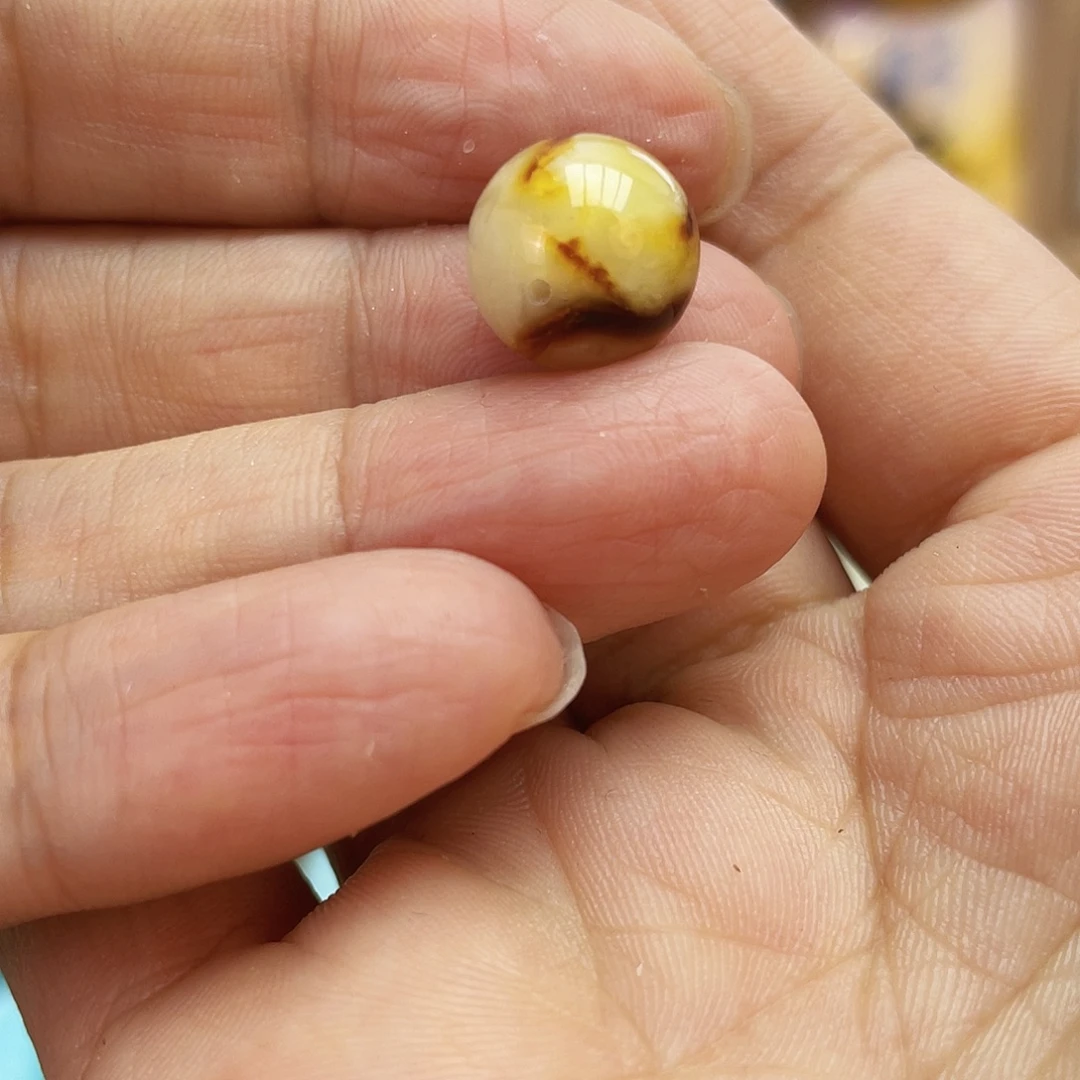 蜜蜡吊坠(不含链)未镶嵌