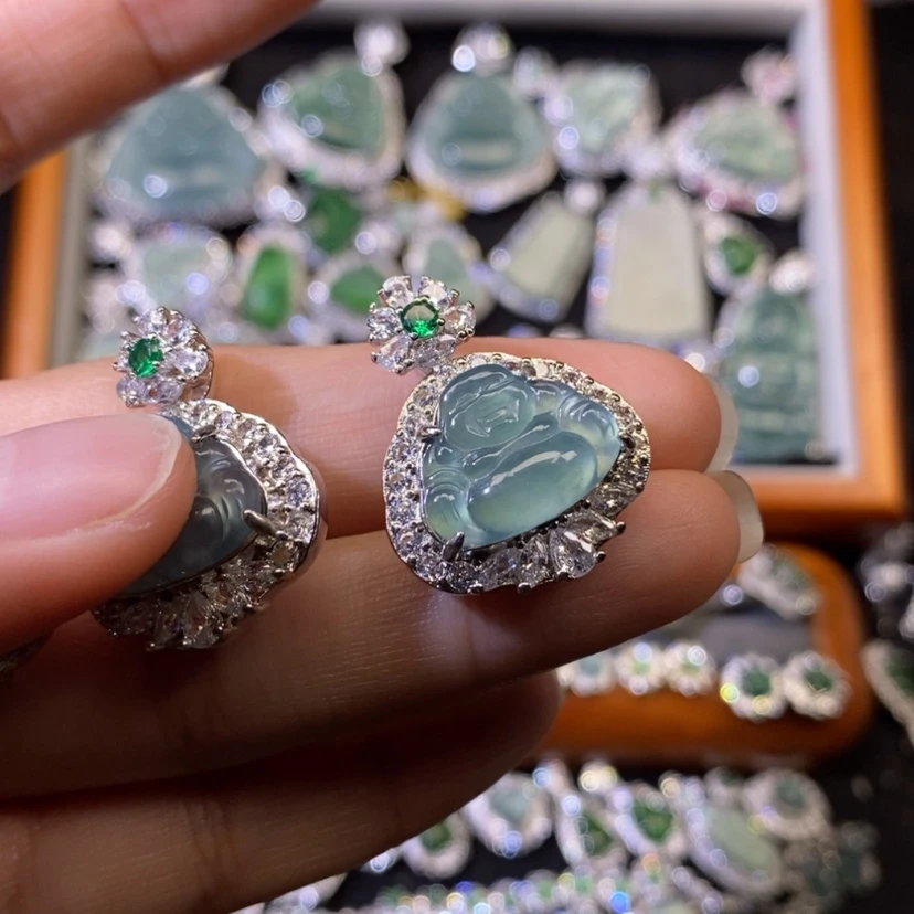 【闪购商品】翡翠颈饰未镶嵌天然