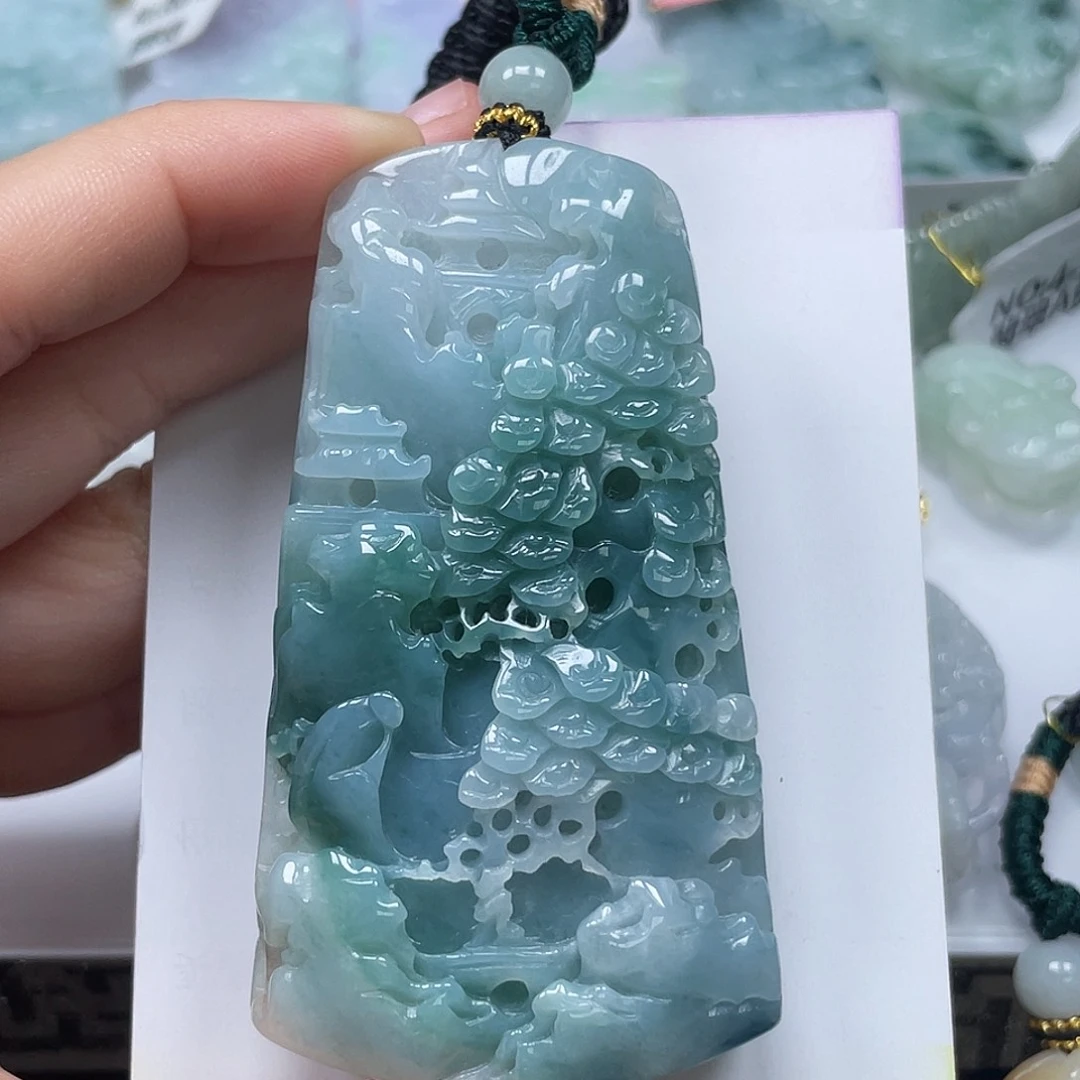 翡翠未镶嵌颈饰翡翠