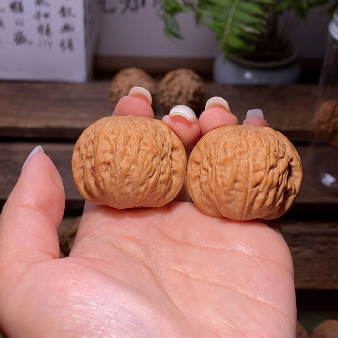 小***爽文玩核桃吊坠全品36+中桩铁锤2012