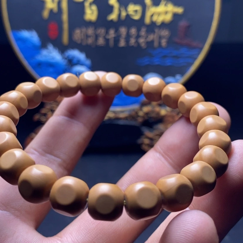 【闪购商品】文玩核桃手串六方9