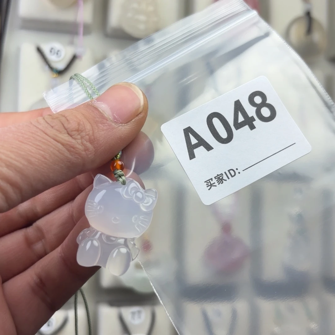 玛瑙/玉髓颈饰未镶嵌萌*脸