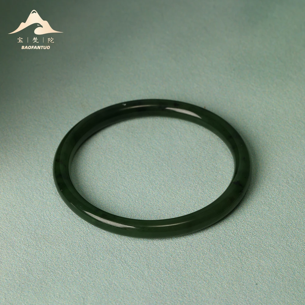 宝梵陀和田玉手镯7878