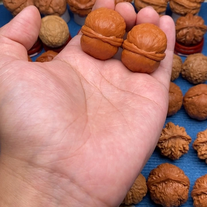 文玩核桃把件精品小手捻