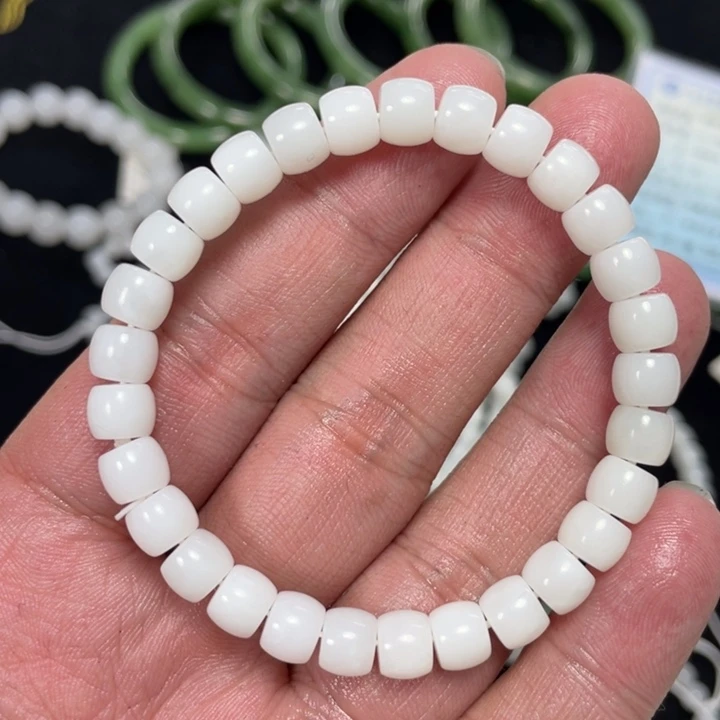 和田玉未镶嵌手链