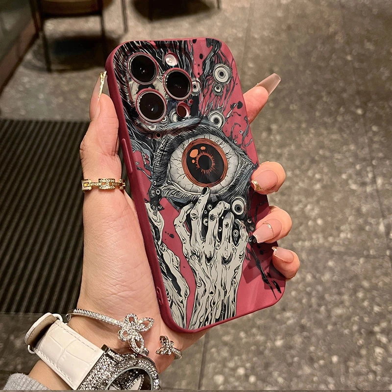 克苏鲁眼球褶皱手机壳适用苹果16防摔iPhone15promax磨砂14/13/12