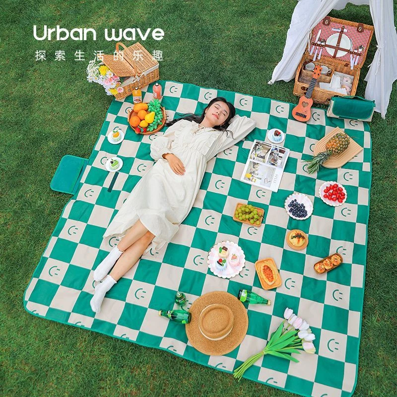 野餐垫防潮垫加厚春游装备户外地垫野餐布露营郊游草坪铺垫沙滩垫