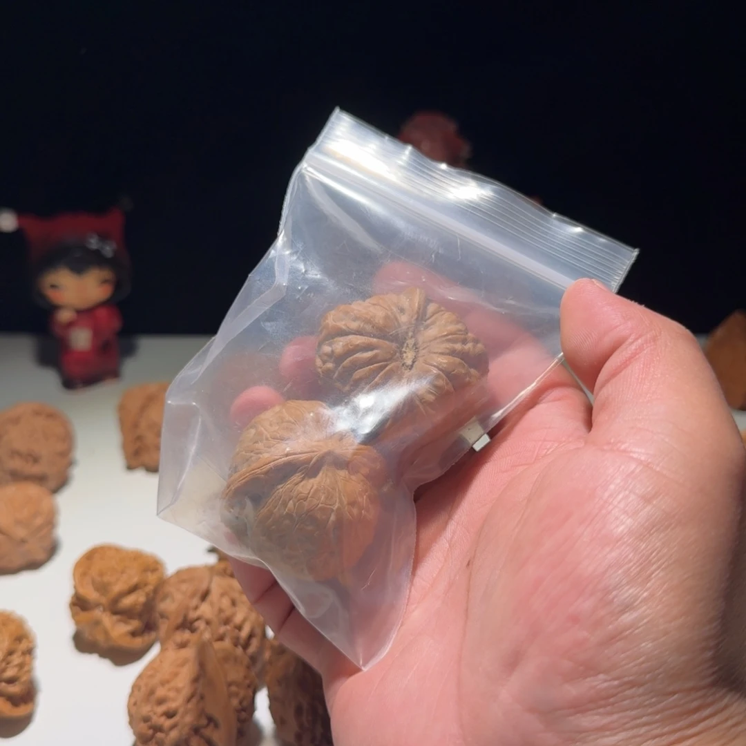 黎***青把件文玩核桃全品40南瓜