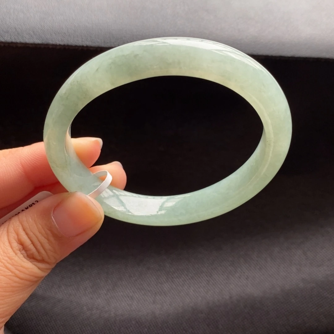 翡翠手镯未镶嵌18号54.8-48:5-9.1-7.6贵妃