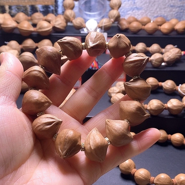 橄榄核手串富贵花开