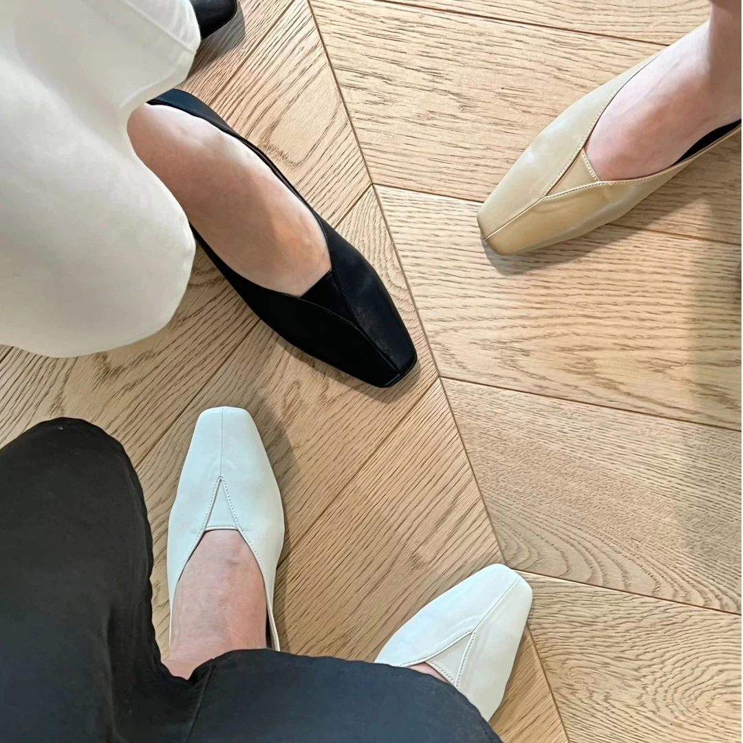 KP32064H3春夏季新款日系低跟方头拼接软面舒适透气修脚型单鞋女