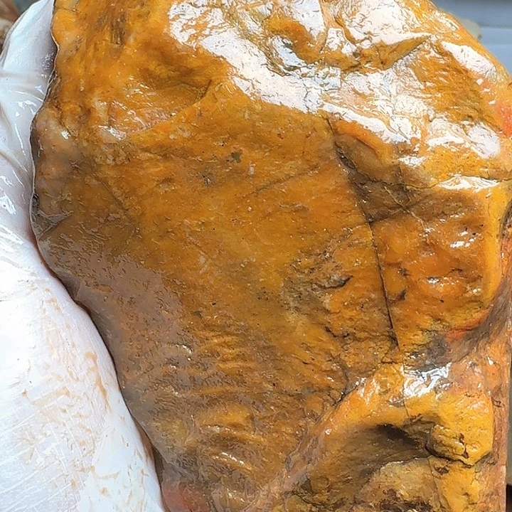 寿山石水***人寿山石的颜色