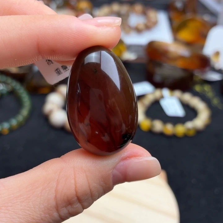 琥珀未镶嵌珠宝奇石橘红蜜藻花溶洞