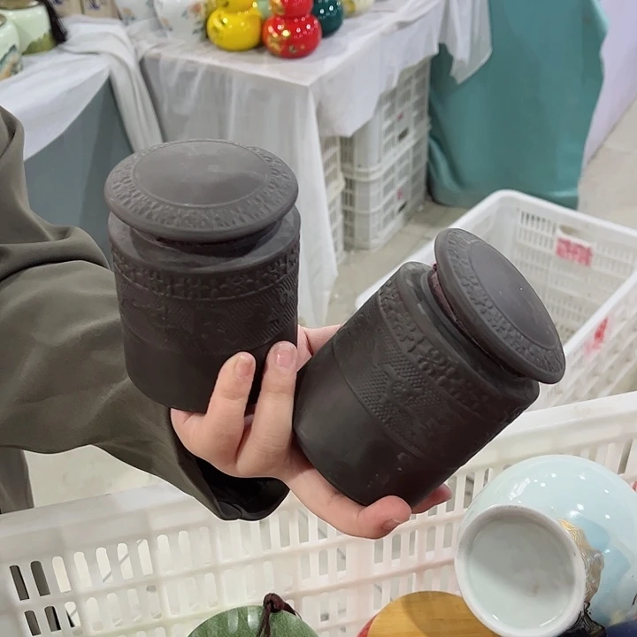各种高档陶瓷茶叶罐储物罐