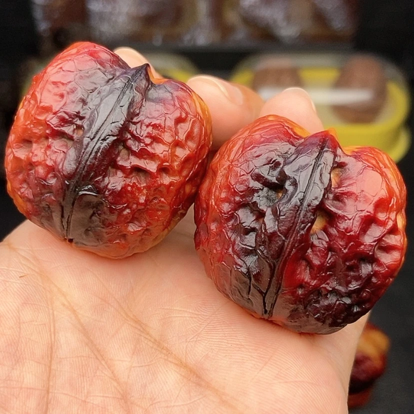 【闪购商品】文玩核桃把件37尺七彩帝王筋元宝