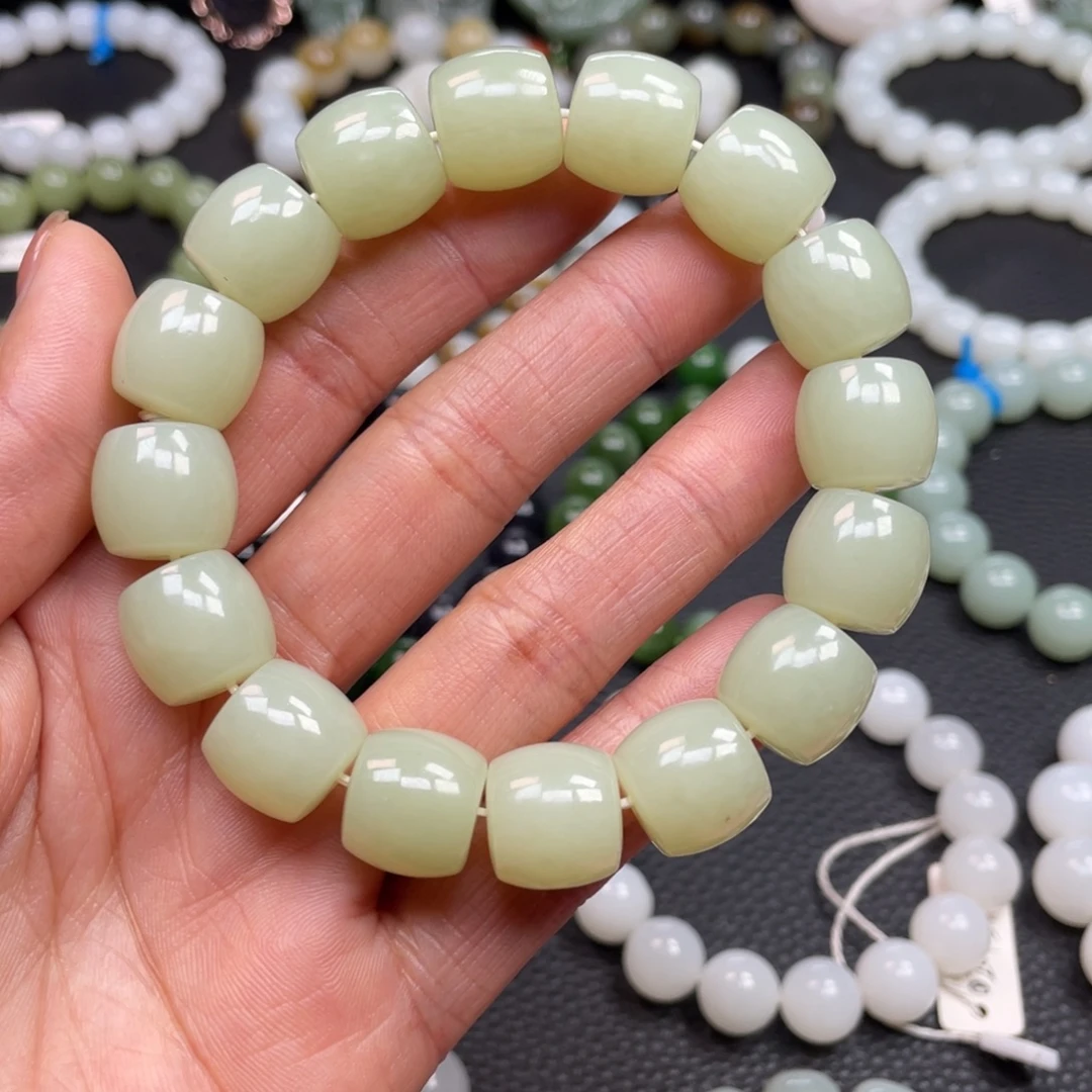 和田玉未镶嵌手链