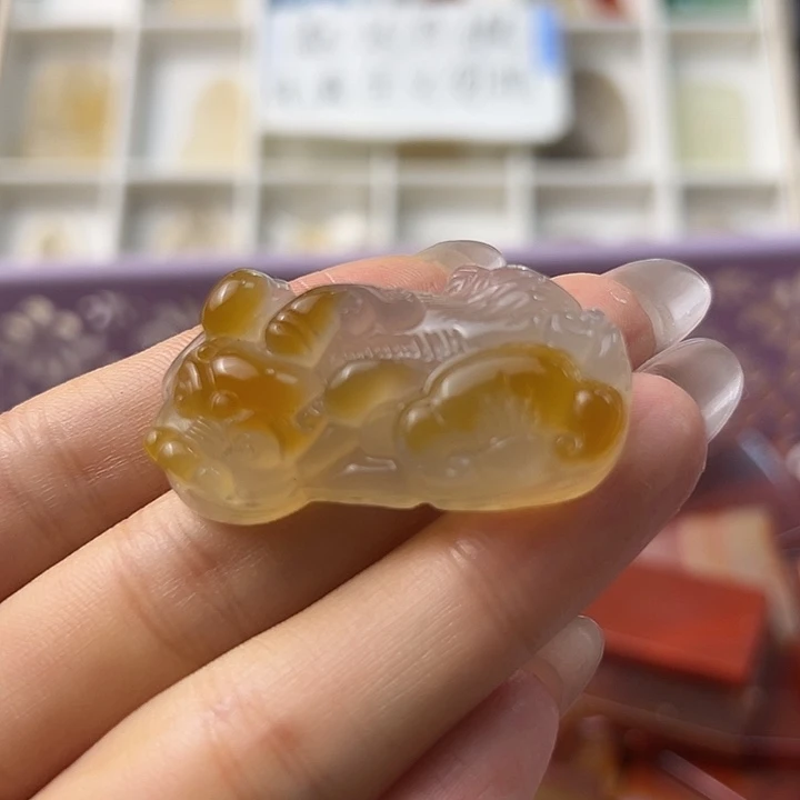 玛瑙/玉髓颈饰合金