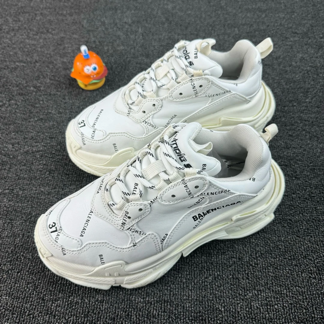 95新 Balenciaga/巴黎世家 巴黎世家Triples白色弹幕 37  HB926