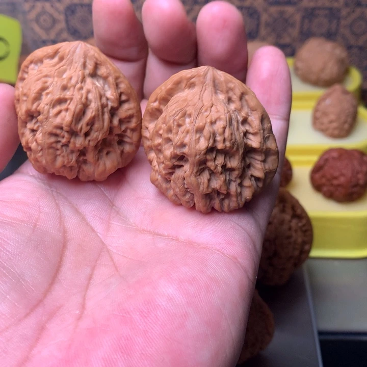 天***水文玩核桃吊坠金蝉王好看