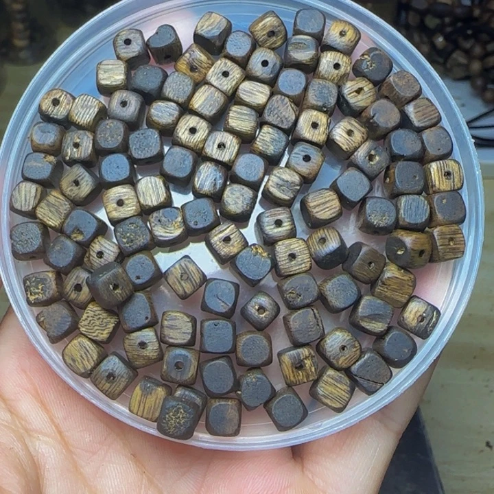流***月绿奇方糖散珠料10克