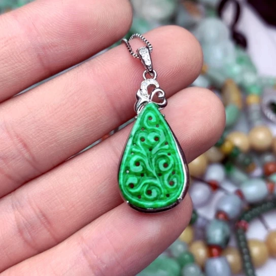 翡翠吊坠(不含链)未镶嵌